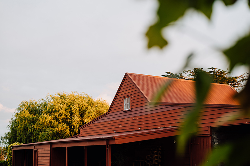 barn_outside